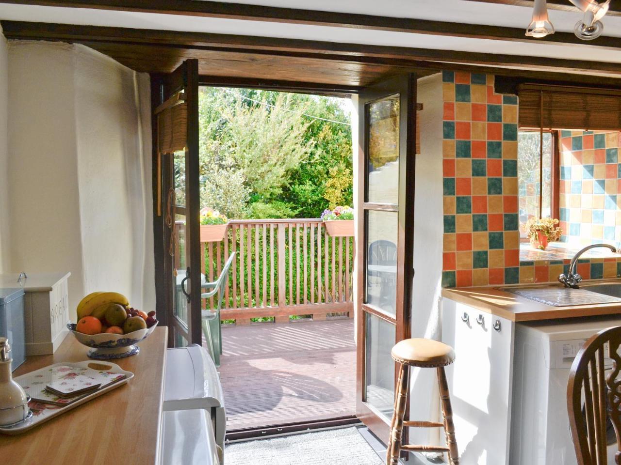 Fordbrook Cottage Brixton  Экстерьер фото